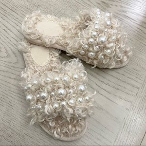 NWT A new day fuzzy purls cream sleepers size 13